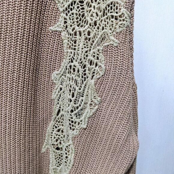 Vici | Rib knit cotton sweater with crochet - Picture 8 of 10